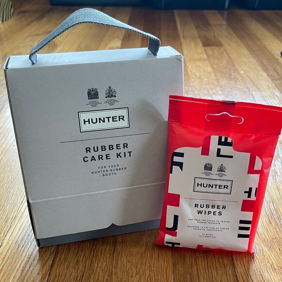 NEW -- HUNTER Rubber Care Kit & HUNTER Rubber Wipes - Picture 1 of 5